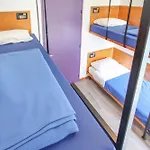 Hostel Ostal - Du Moulin Blanc Brest
