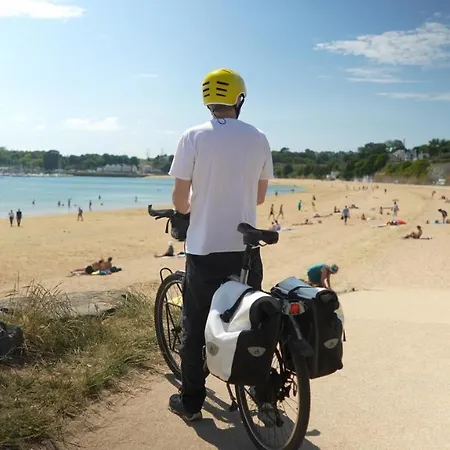 Ostal - Du Moulin Blanc אכסניה ברסט