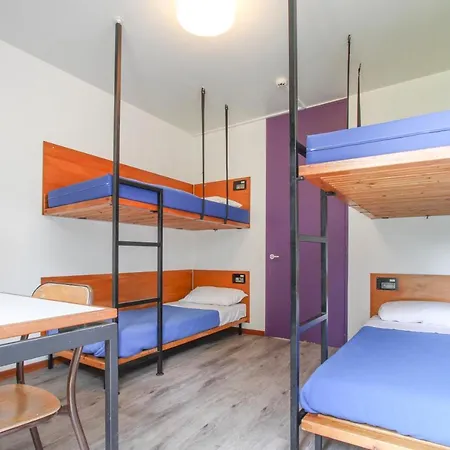 Hostel Ostal - Du Moulin Blanc