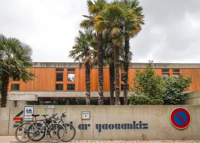 Ostal - Du Moulin Blanc * Μπρεστ